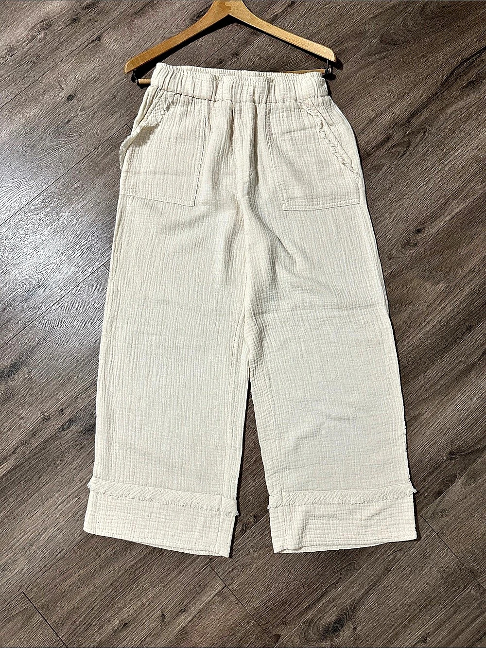 Umgee Wide Leg Cotton Pants in Cream Size Small Pockets and Hem Frayed Like New